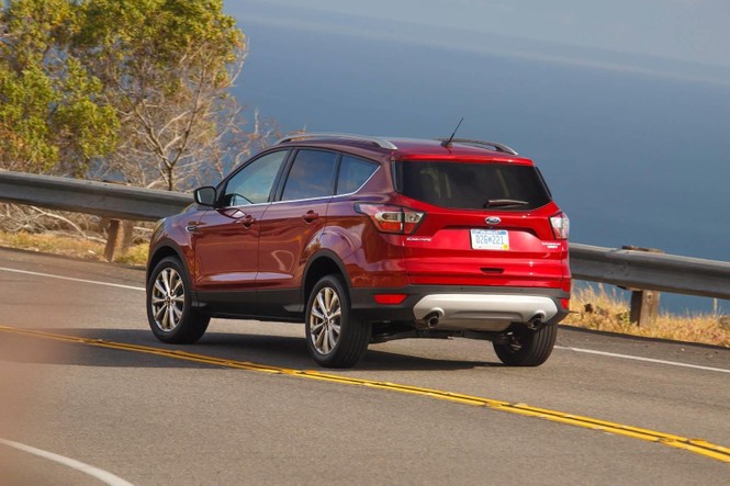 Ford Escape 2020 chuẩn bị ra mắt với động cơ mới - ảnh 1