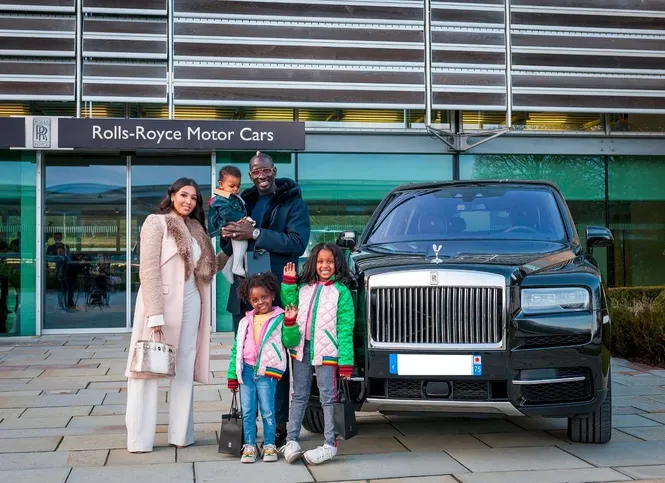 Cristiano Ronaldo tậu 'siêu SUV' Rolls-Royce Cullinan - ảnh 1