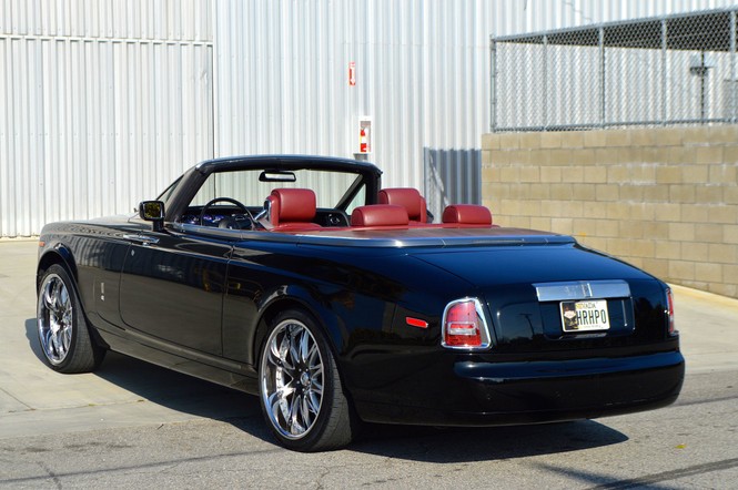 Rolls-Royce Phantom Drophead Coupe 2008 bán đấu giá chỉ 3,1 tỷ đồng - ảnh 2