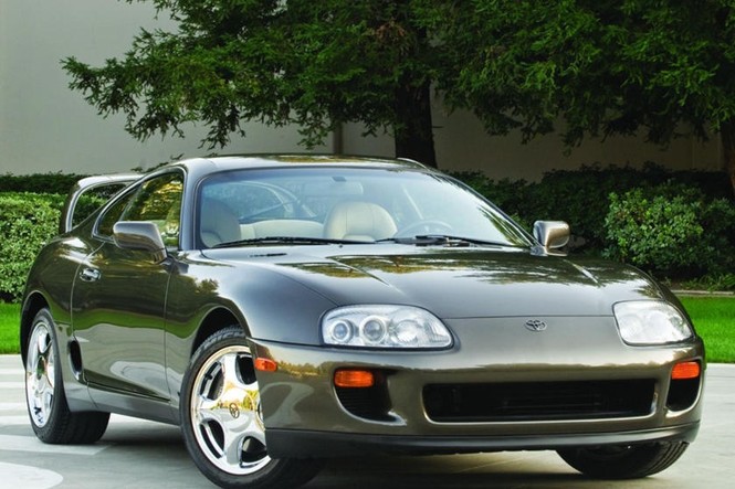 Những mẫu xe đình đám nhất của Toyota trong thập niên 90 - ảnh 1