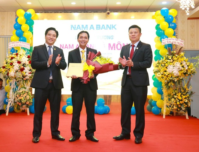 Nam A Bank tiếp tục khai trương phòng giao dịch mới tại Cần Thơ - ảnh 2