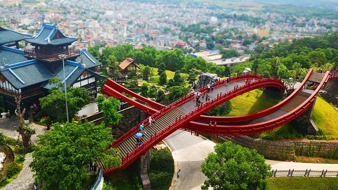 Tin được không? Vé cáp treo Nữ Hoàng tại Hạ Long chỉ còn 175.000 đồng - ảnh 5