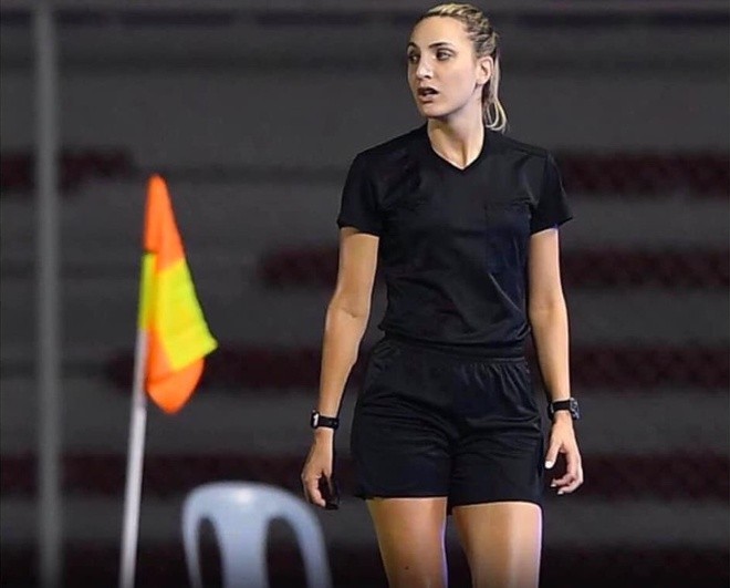 Nữ trọng tài được fan Việt 'truy tìm' sau chung kết bóng đá nữ SEA Games - ảnh 5