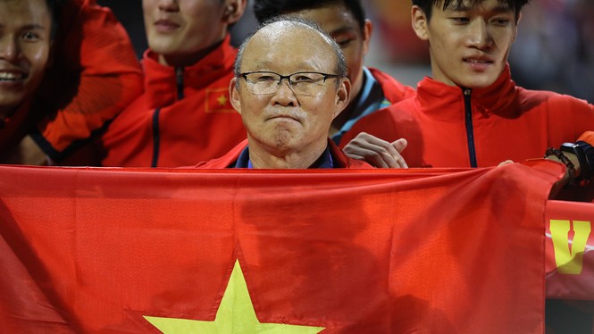 U22 Việt Nam vô địch SEA Games: Khi con sư tử cúi chào rừng già - ảnh 5