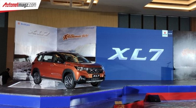 Suzuki XL7 ra mắt chính thức tại Indonesia, giá từ 390 triệu đồng - ảnh 1