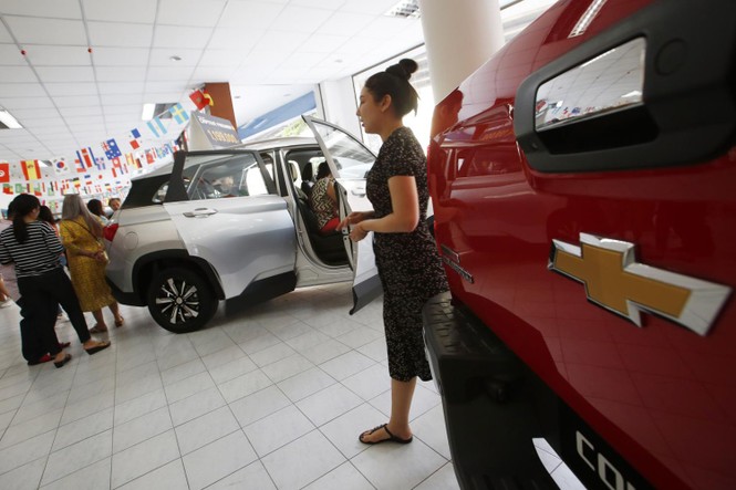 Giảm nửa giá, xả hàng xe Chevrolet tồn kho tại Thái Lan - ảnh 1