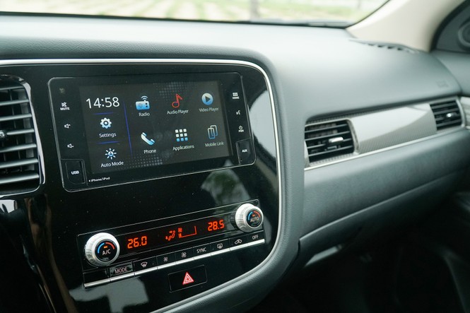 Đánh giá ưu và nhược điểm của Mitsubishi Outlander 2020 - ảnh 5