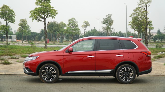 Đánh giá ưu và nhược điểm của Mitsubishi Outlander 2020 - ảnh 2