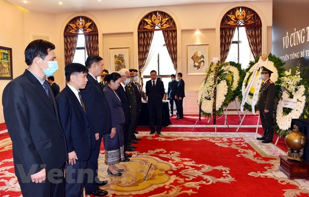 Lãnh đạo các cấp của Trung Quốc đến viếng nguyên TBT Lê Khả Phiêu - ảnh 2