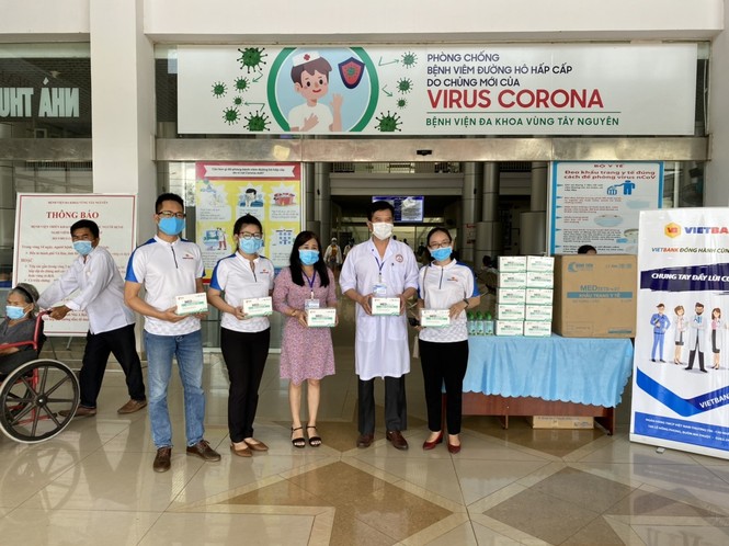 Cán bộ, nhân viên Vietbank chung tay phòng chống COVID-19 tại các tỉnh miền Trung - ảnh 3
