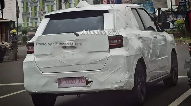 'Anh em' của Toyota Raize lộ ảnh chạy thử tại Indonesia - ảnh 1