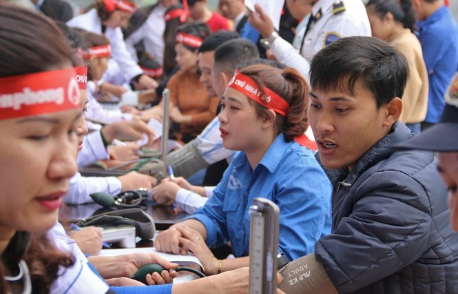 Hơn 1000 người tham gia ngày hội Chủ nhật đỏ tại Hà Tĩnh - ảnh 7