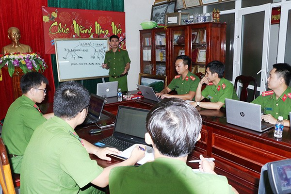 Triệt phá đường dây cá độ bóng đá 3.000 tỷ qua mạng - ảnh 1