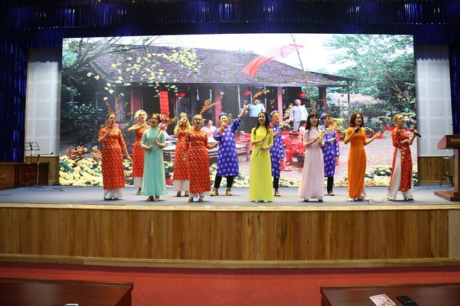 Du học sinh nước ngoài tìm hiểu về Tết cổ truyền Việt Nam - ảnh 5