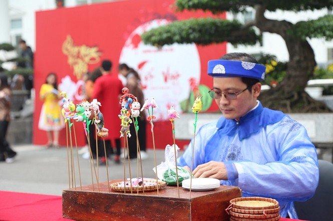 Du học sinh nước ngoài tìm hiểu về Tết cổ truyền Việt Nam - ảnh 3