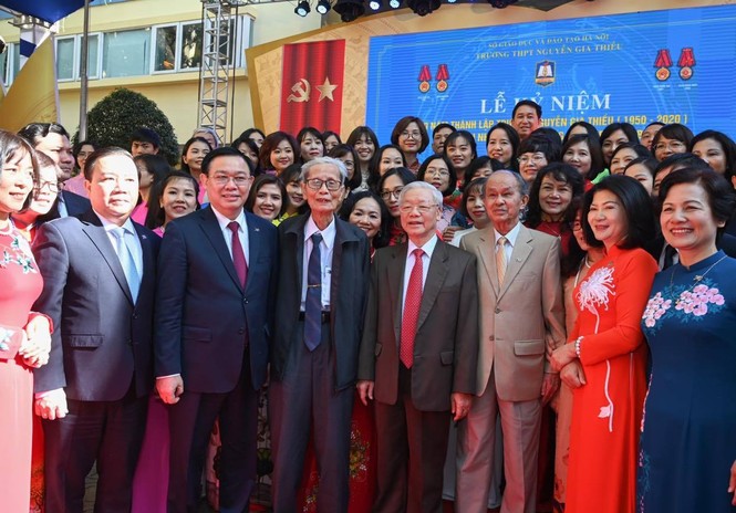 The Secretary General and President of State, Nguyen Phu Trong, visits the old school - photo 3