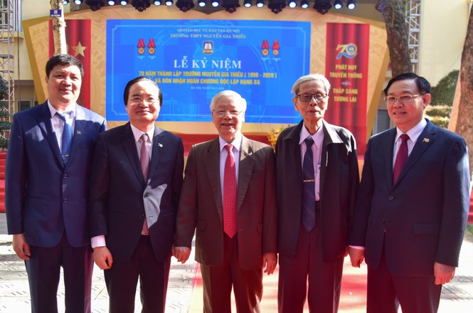 The Secretary General and President of State, Nguyen Phu Trong, visits the old school - photo 1