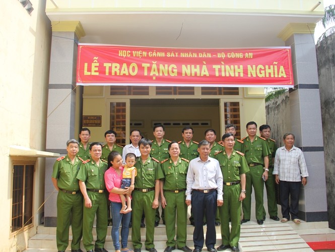 Sinh viên cảnh sát học hết năm nhất sẽ “3 cùng” với người dân - ảnh 1