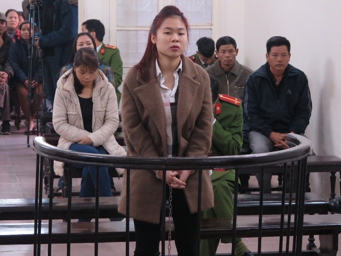 Bị bóp cổ vì đòi chia tay, cô gái rút dao đâm chết bạn trai - ảnh 1