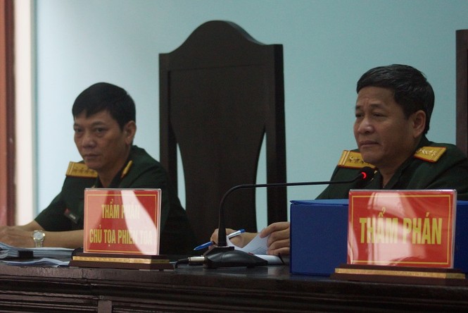 Phúc thẩm Út 'trọc': Nguyên Chủ tịch tỉnh Bình Dương sang Mỹ chữa bệnh - ảnh 2