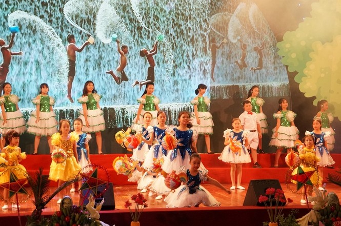 Lễ hội trăng rằm Bắc Ninh thắp sáng ước mơ trẻ thơ - ảnh 6