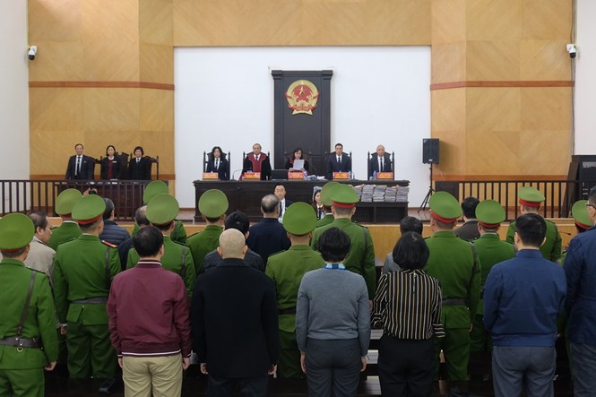 Vụ mua bán AVG: Ông Nguyễn Bắc Son bị 'mắng' không biết gì vẫn làm Bộ trưởng - ảnh 1
