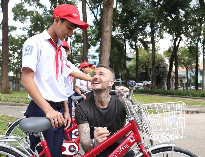 David Beckham bất ngờ đến Việt Nam, so tài cùng Công Vinh và Duy Mạnh - ảnh 6