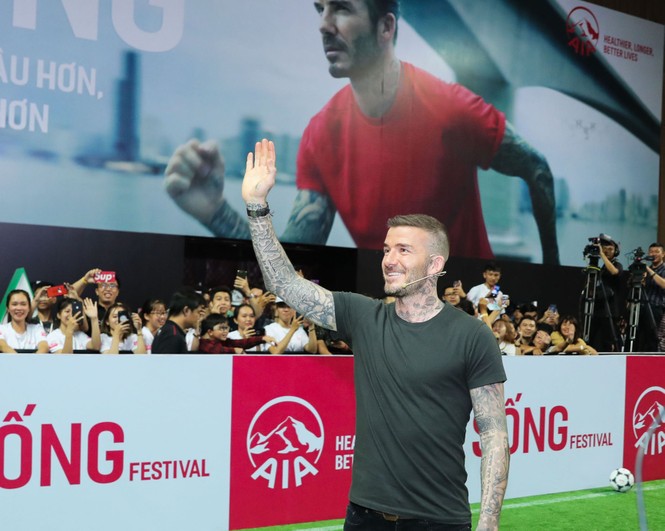 David Beckham bất ngờ đến Việt Nam, so tài cùng Công Vinh và Duy Mạnh - ảnh 1