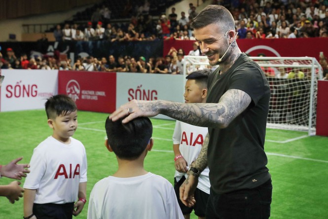David Beckham bất ngờ đến Việt Nam, so tài cùng Công Vinh và Duy Mạnh - ảnh 4