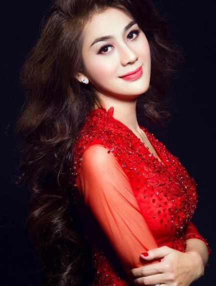 Sau khi có con, ca sỹ chuyển giới Lâm Khánh Chi làm show riêng - ảnh 1