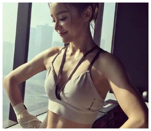 Top 8 mỹ nữ Hoa Ngữ sở hữu thân hình