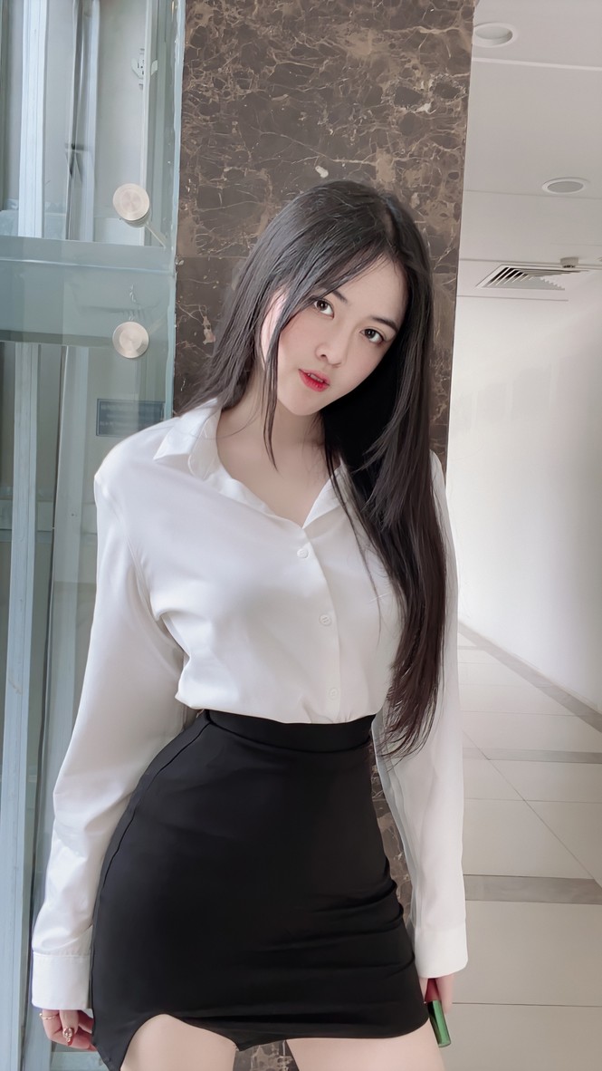 Hoài Trinh: “Đằng sau không có lấy một người, tuyệt đối phải đứng vững” - ảnh 9