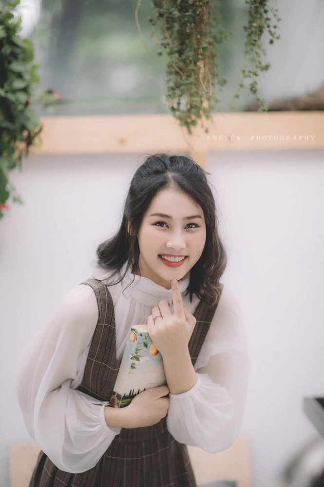 Cô giáo tương lai “gieo thương nhớ” với vẻ đẹp trong trẻo tựa nắng mai - ảnh 8