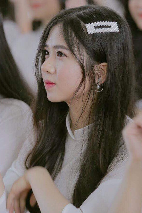 Hot girl trường Luật ước mơ làm giảng viên - ảnh 4