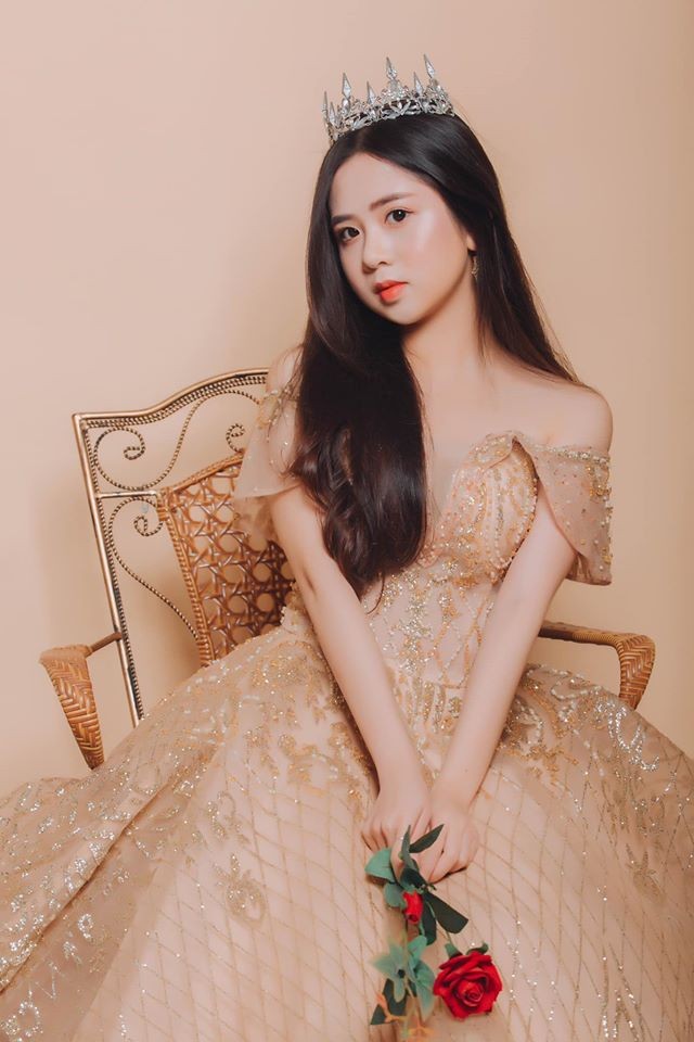 Hot girl trường Luật ước mơ làm giảng viên - ảnh 17