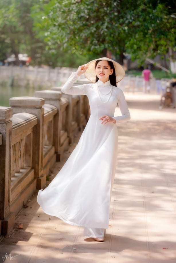 Phạm Hương: “Học nghệ thuật vì đam mê, không phải để đánh đổi” - ảnh 17