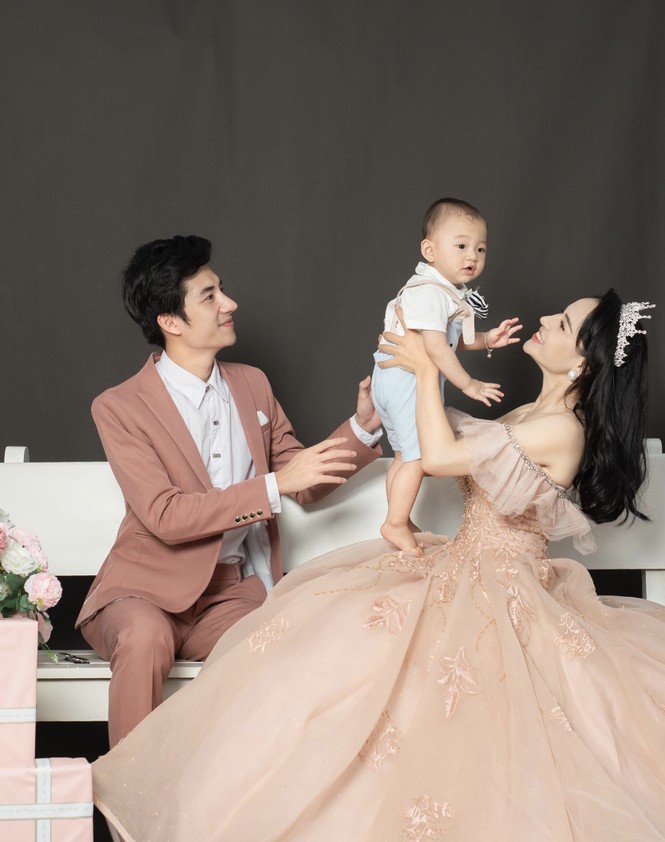 Phạm Hương: “Học nghệ thuật vì đam mê, không phải để đánh đổi” - ảnh 12