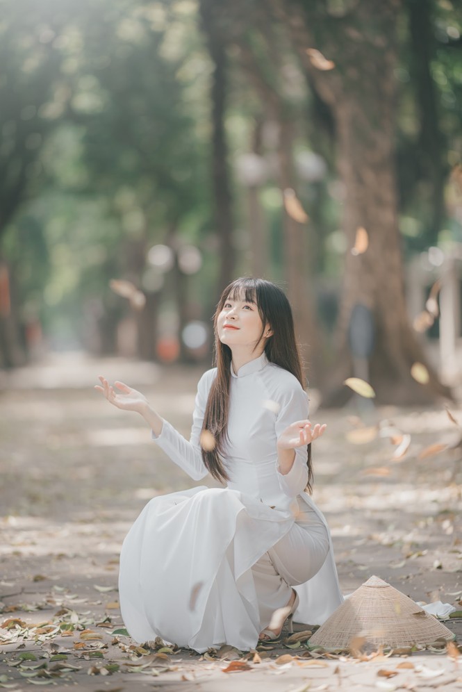 Nữ sinh báo chí Huyền Trang: Nghệ thuật nằm bên tay trái - ảnh 9