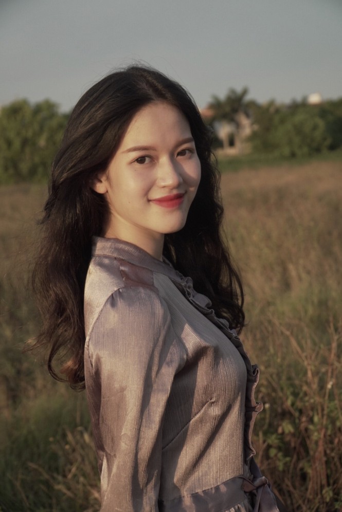 Sinh viên giỏi 3 năm kiêm người mẫu ảnh, diễn viên, Make-up Artist và dẫn chương trình - ảnh 10