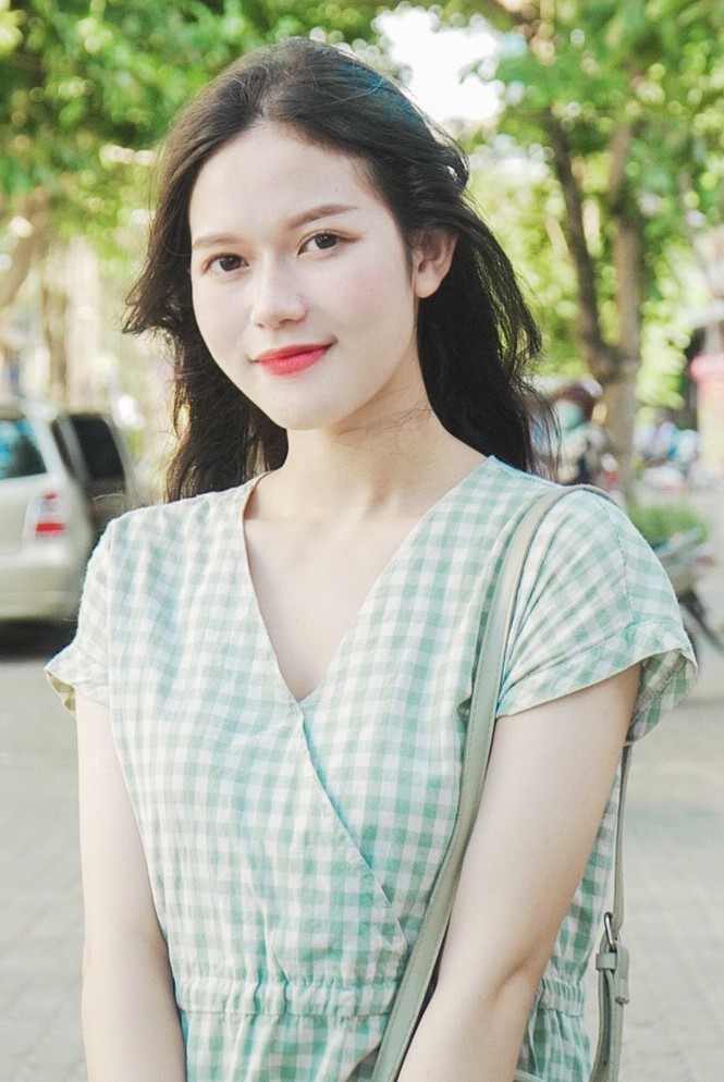 Sinh viên giỏi 3 năm kiêm người mẫu ảnh, diễn viên, Make-up Artist và dẫn chương trình - ảnh 2
