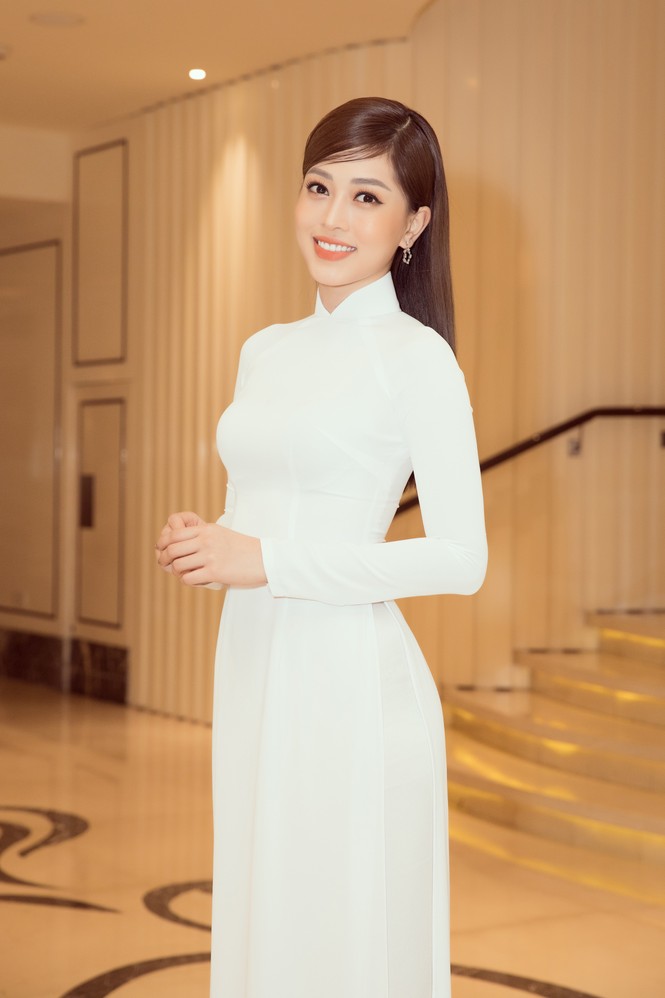 Á hậu Bùi Phương Nga nhắn nhủ đến thí sinh chuẩn bị thi tốt nghiệp THPT 2020 - ảnh 2