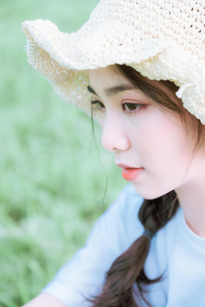 Nữ sinh 17 tuổi đam mê nghệ thuật, “đốn tim” dân mạng với nét đẹp dịu ngọt - ảnh 8