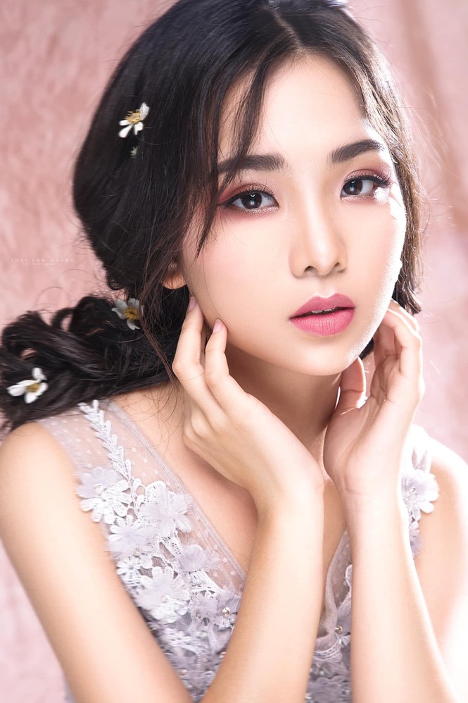 Nữ sinh 17 tuổi đam mê nghệ thuật, “đốn tim” dân mạng với nét đẹp dịu ngọt - ảnh 7