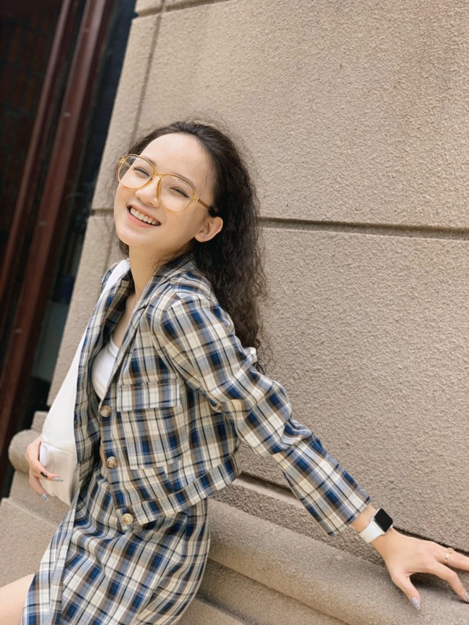 Hot girl Yên Bái đạt điểm thi cao vút gặt phăng định kiến “chân dài não ngắn“ Hot girl Yên Bái đạt điểm thi cao vút gặt phăng định kiến “chân dài não ngắn“