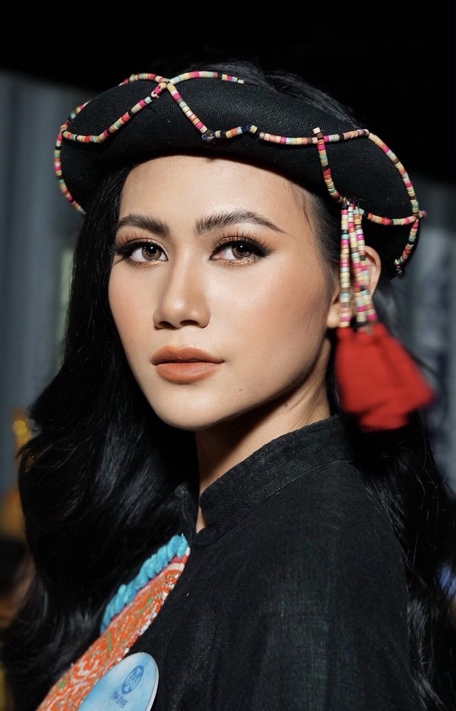 Nét đẹp cá tính đầy cuốn hút của nữ sinh xứ Huế - ảnh 8