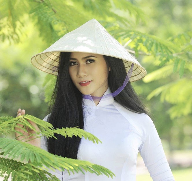 Nét đẹp cá tính đầy cuốn hút của nữ sinh xứ Huế - ảnh 13