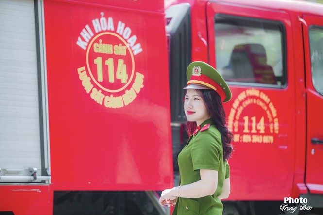 Nữ thủ khoa đầu ra trường ĐH Phòng cháy Chữa cháy được kết nạp Đảng trên giảng đường - ảnh 5