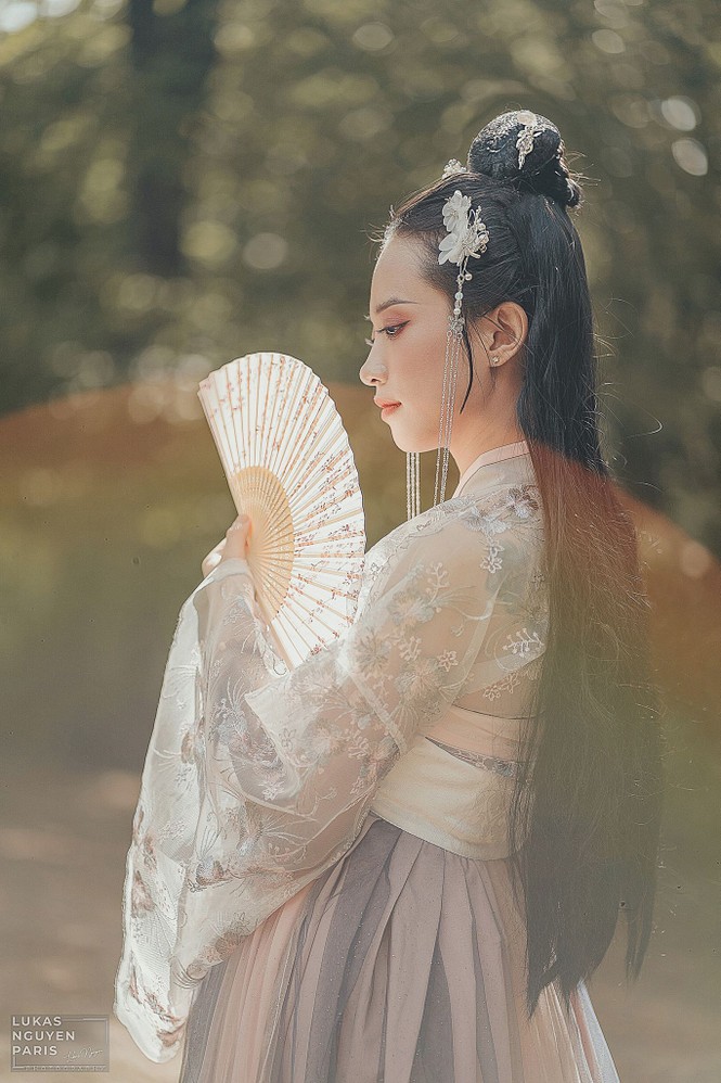 Bộ ảnh đón Trung thu đẹp như cổ tích giữa lòng châu Âu của du học sinh Pháp - ảnh 12