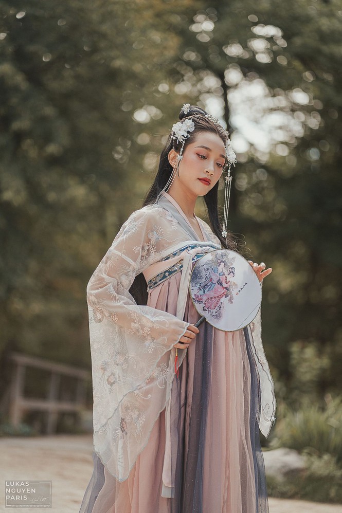 Bộ ảnh đón Trung thu đẹp như cổ tích giữa lòng châu Âu của du học sinh Pháp - ảnh 14