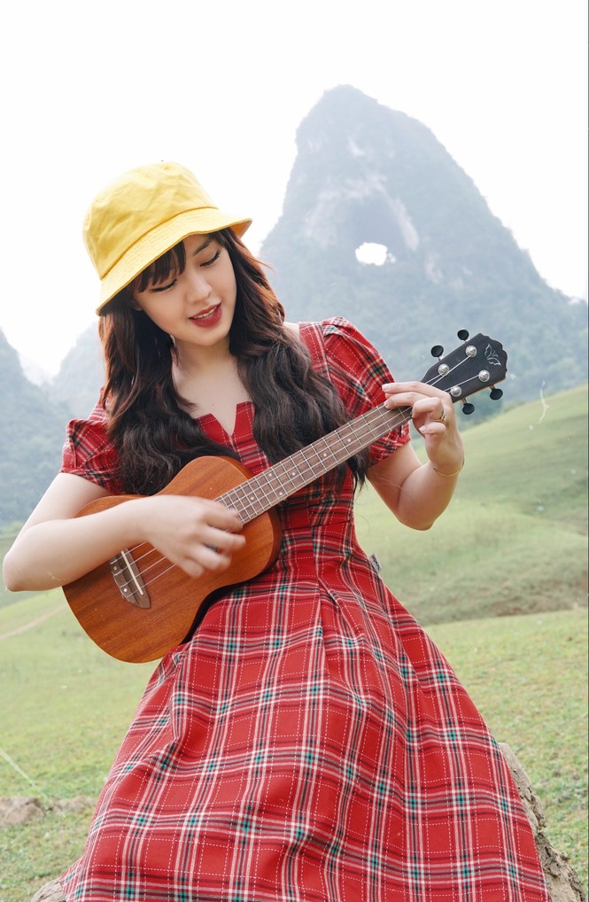 Cô sinh viên khoa Luật đam mê dẫn chương trình - ảnh 15